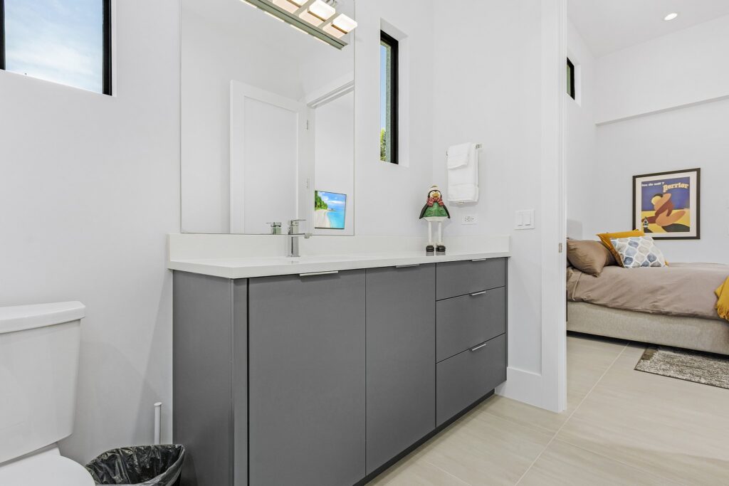 13 web or mls IMG 0421