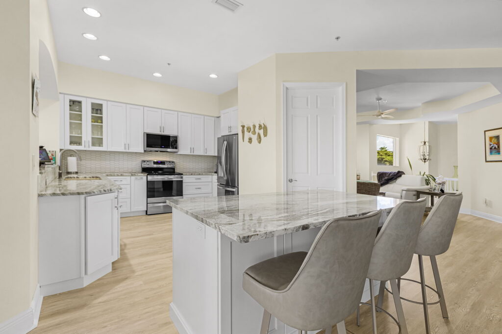 2 web or mls 783A5029
