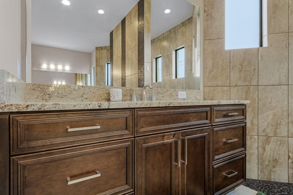 25 web or mls IMG 9211